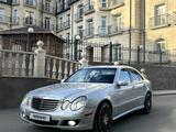 Mercedes-Benz E 320 2003 года за 4 950 000 тг. в Караганда – фото 2