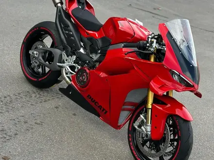 Ducati  Panigale V4 2025 года за 29 500 000 тг. в Алматы
