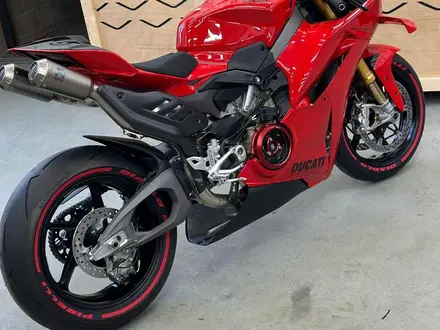 Ducati  Panigale V4 2025 года за 29 500 000 тг. в Алматы – фото 2