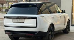 Land Rover Range Rover SE 2025 года за 114 554 000 тг. в Алматы – фото 4