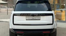 Land Rover Range Rover SE 2025 года за 114 554 000 тг. в Алматы – фото 5