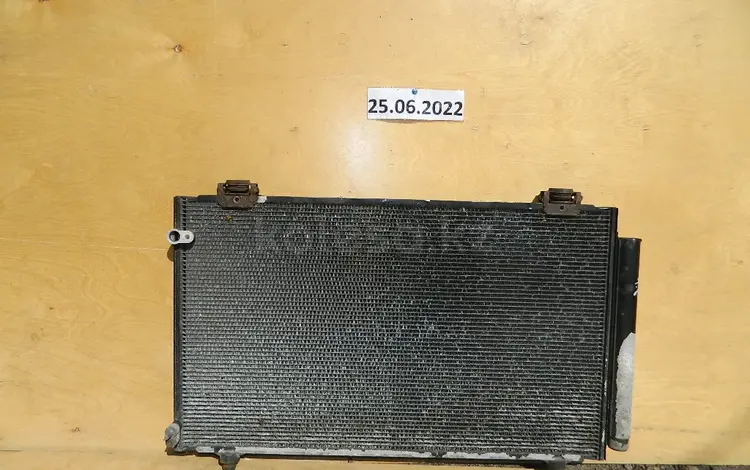 РАДИАТОР КОНДИЦИОНЕРА TOYOTA MATRIX E130 (б/у оригинал) за 1 000 тг. в Алматы