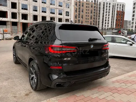 BMW X5 2021 года за 37 000 000 тг. в Астана – фото 3