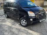 Hyundai Starex 2005 года за 3 600 000 тг. в Тараз