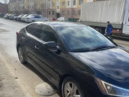 Hyundai Elantra 2019 года за 7 000 000 тг. в Актау – фото 3