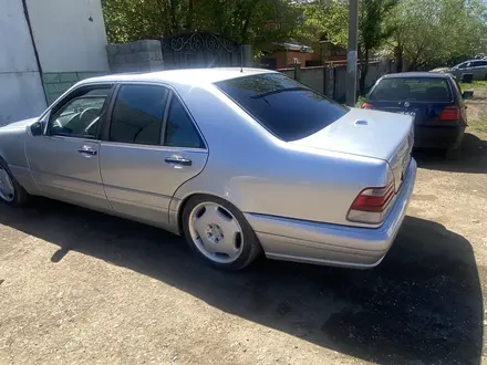 Mercedes-Benz S 320 1997 года за 4 000 000 тг. в Астана – фото 4
