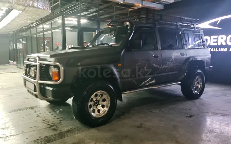 Nissan Patrol 1995 годаүшін5 000 000 тг. в Семей