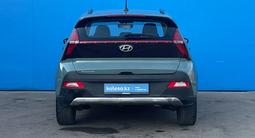 Hyundai Bayon 2022 годаfor9 420 000 тг. в Алматы – фото 4