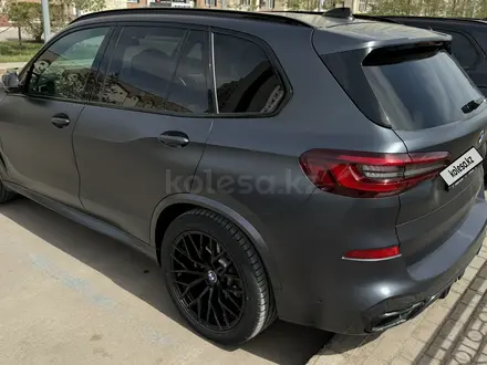 BMW X5 2020 года за 43 500 000 тг. в Астана – фото 17