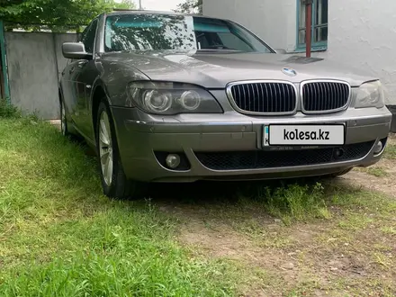 BMW 750 2007 годаүшін5 000 000 тг. в Шымкент – фото 2