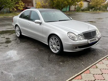 Mercedes-Benz E 320 2002 года за 6 300 000 тг. в Тараз – фото 20