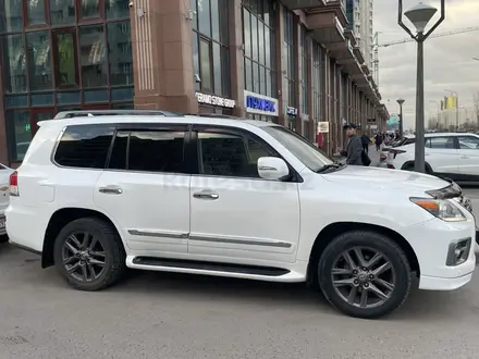 Lexus LX 570 2013 года за 22 500 000 тг. в Астана – фото 3