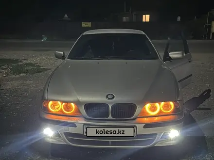 BMW 525 2000 года за 4 700 000 тг. в Алматы – фото 21