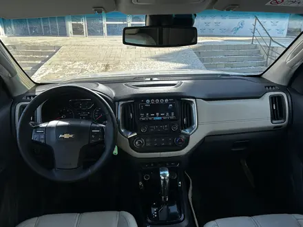 Chevrolet TrailBlazer 2021 года за 14 100 000 тг. в Уральск – фото 6