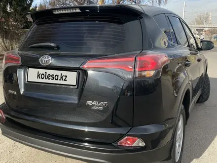 Toyota RAV4 2015 года за 10 950 000 тг. в Алматы – фото 5