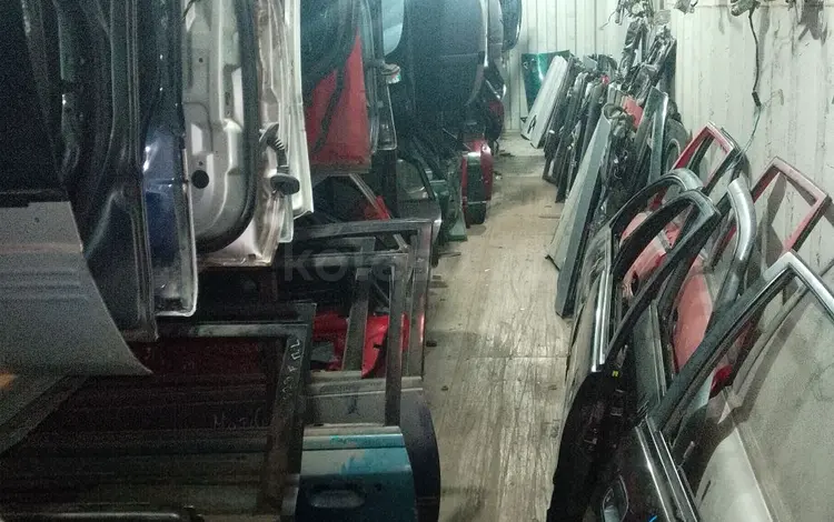 Двери за 1 500 тг. в Алматы