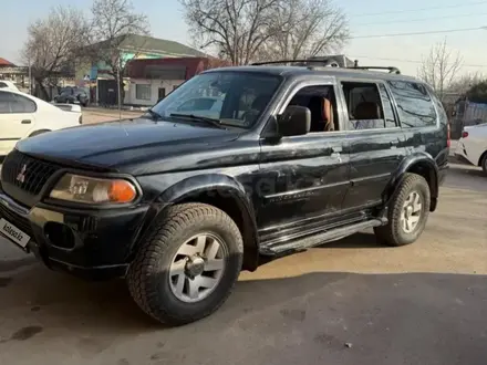 Mitsubishi Montero Sport 2000 года за 3 600 000 тг. в Алматы – фото 2