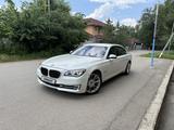 BMW 750 2009 годаүшін7 200 000 тг. в Алматы – фото 2