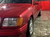 Mercedes-Benz E 200 1993 годаүшін1 800 000 тг. в Экибастуз – фото 2