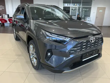 Toyota RAV4 2024 года за 22 240 000 тг. в Астана