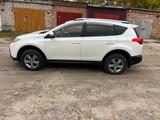 Toyota RAV4 2015 годаүшін9 700 000 тг. в Усть-Каменогорск – фото 3