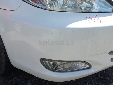 Бампер передний Toyota Camry 30 за 120 000 тг. в Усть-Каменогорск – фото 2
