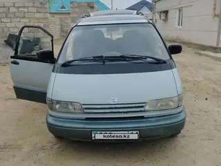 Toyota Previa, 1991