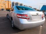 Toyota Camry 2011 года за 7 500 000 тг. в Астана – фото 4