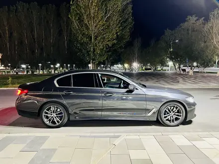 BMW 520 2020 года за 25 000 000 тг. в Алматы – фото 5