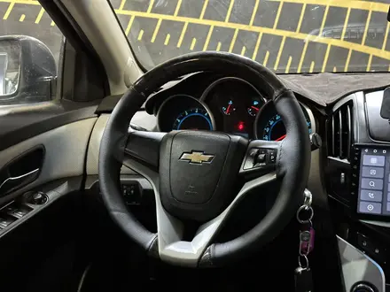 Chevrolet Cruze 2014 года за 3 690 000 тг. в Актобе – фото 9
