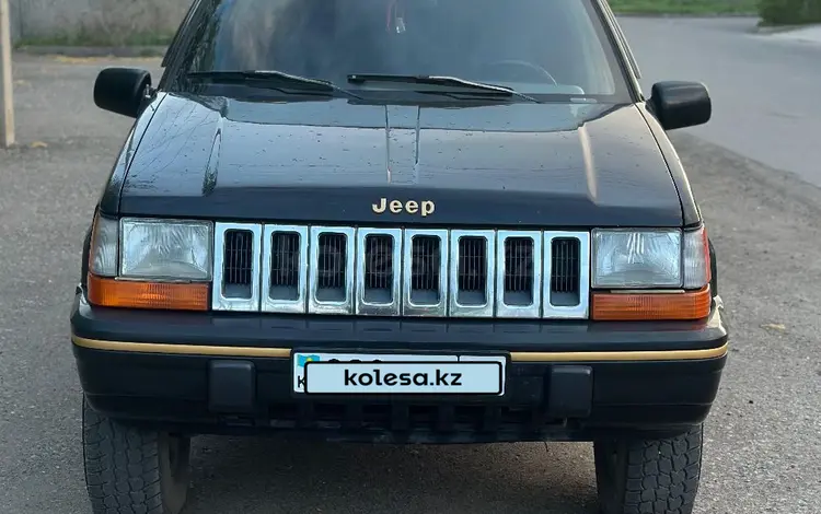 Jeep Grand Cherokee 1995 годаүшін5 200 000 тг. в Астана