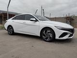 Hyundai Elantra 2024 годаүшін8 700 000 тг. в Алматы – фото 3