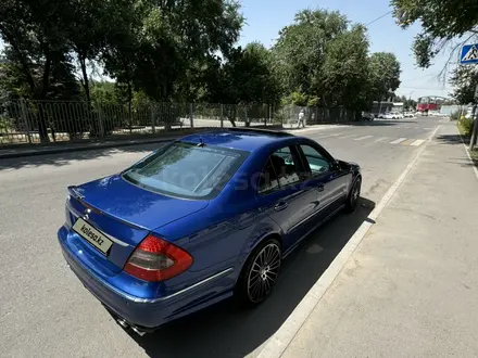 Mercedes-Benz E 55 AMG 2003 года за 11 000 000 тг. в Алматы – фото 16