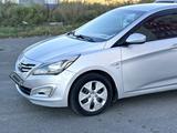 Hyundai Accent 2015 года за 4 870 000 тг. в Усть-Каменогорск – фото 2