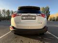 Toyota RAV4 2015 года за 9 550 000 тг. в Астана – фото 11