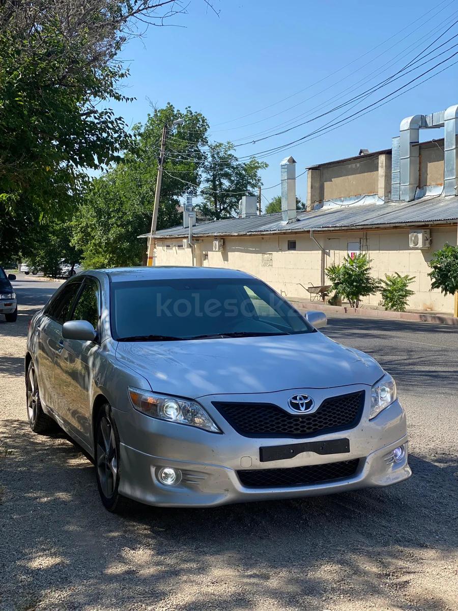 Toyota Camry 2009 г.