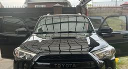 Toyota 4Runner 2015 годаүшін16 300 000 тг. в Алматы