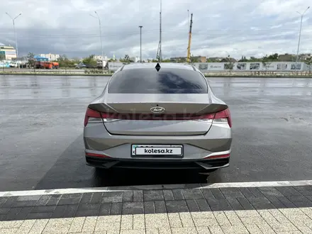 Hyundai Elantra 2022 года за 7 800 000 тг. в Кокшетау – фото 4