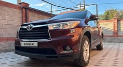 Toyota Highlander 2015 года за 11 200 000 тг. в Алматы – фото 3