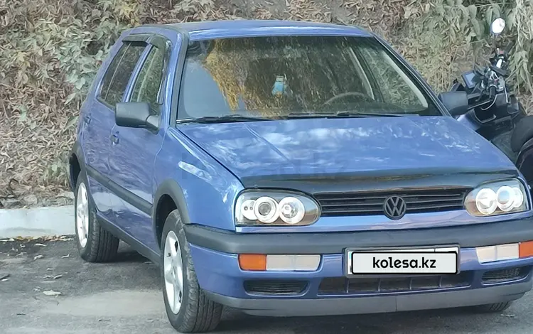 Volkswagen Golf 1996 года за 950 000 тг. в Алматы