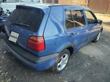 Volkswagen Golf 1996 годаүшін950 000 тг. в Алматы – фото 2