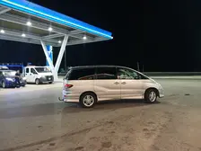 Toyota Estima, 2005