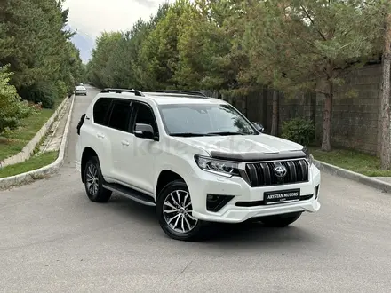 Toyota Land Cruiser Prado 2022 года за 37 500 000 тг. в Алматы