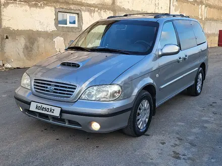 Kia Carnival 2003 года за 4 000 000 тг. в Шымкент