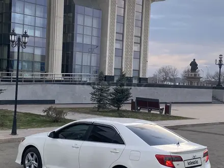 Toyota Camry 2014 года за 9 000 000 тг. в Алматы – фото 11