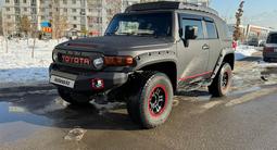 Toyota FJ Cruiser 2006 года за 13 000 000 тг. в Алматы – фото 3