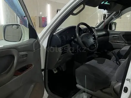 Toyota Land Cruiser 2004 года за 6 500 000 тг. в Атырау – фото 20