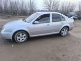 Volkswagen Bora 2001 года за 800 000 тг. в Уральск – фото 2