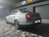 Volkswagen Passat 2006 года за 3 000 000 тг. в Тараз – фото 3