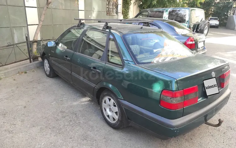 Volkswagen Passat 1995 года за 1 400 000 тг. в Астана